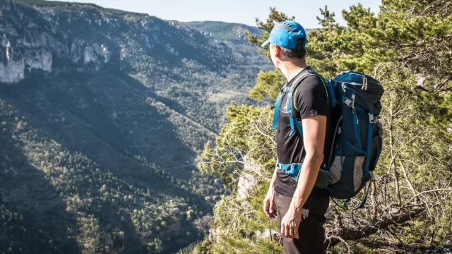 Test tee-shirt Naturel Peak dans les gorges du Tarn