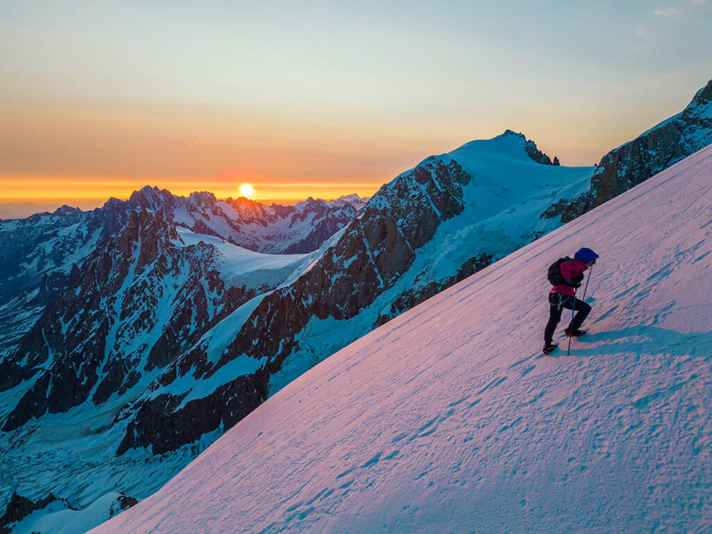 Sunrise up Mont Blanc ©Seb Montaz-Rosset